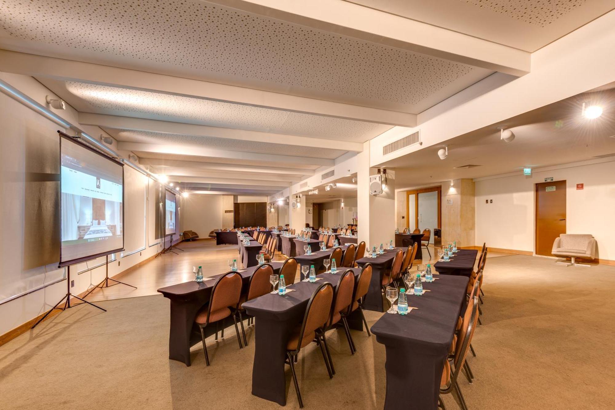 K Hotel Гоянія Екстер'єр фото