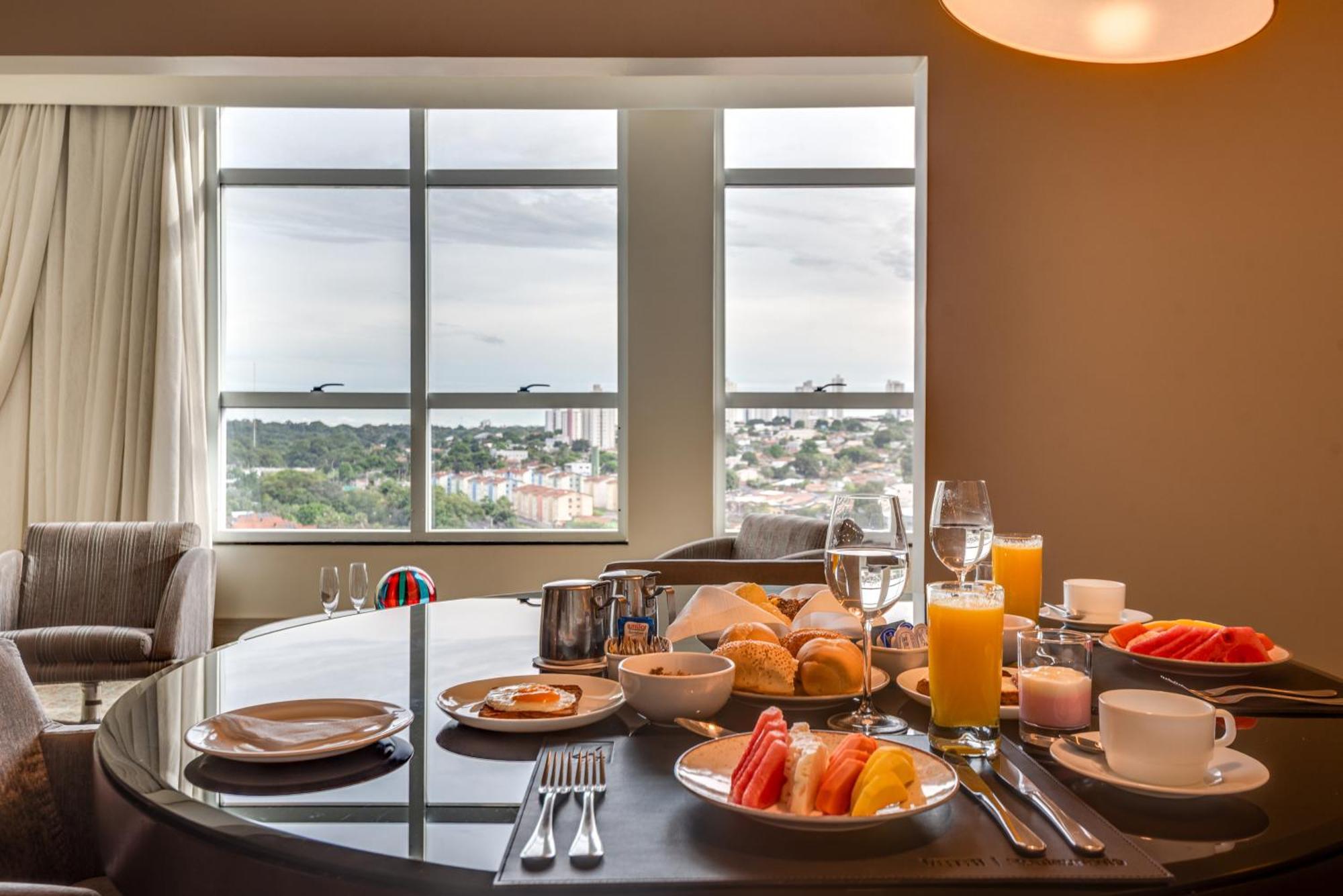 K Hotel Гоянія Екстер'єр фото